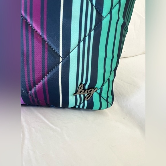 LUG | Medium Crossbody | Flare 2 Love Stripe | Lightweight - Picture 4 of 12